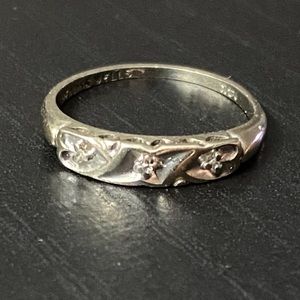 Ladies 14k Gold Diamond Wedding Ring Size 6